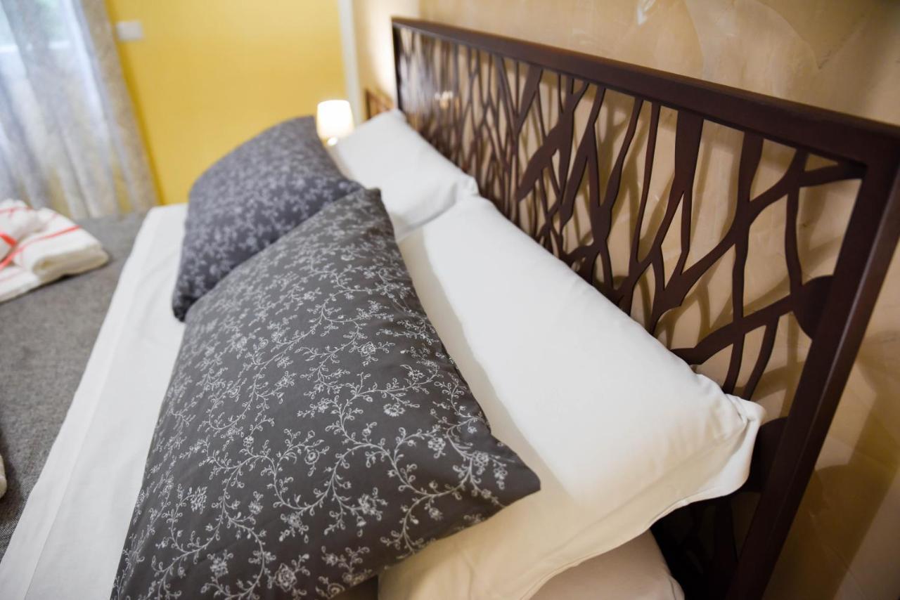 La Corte Di Bismary B&B Salerno Eksteriør bilde